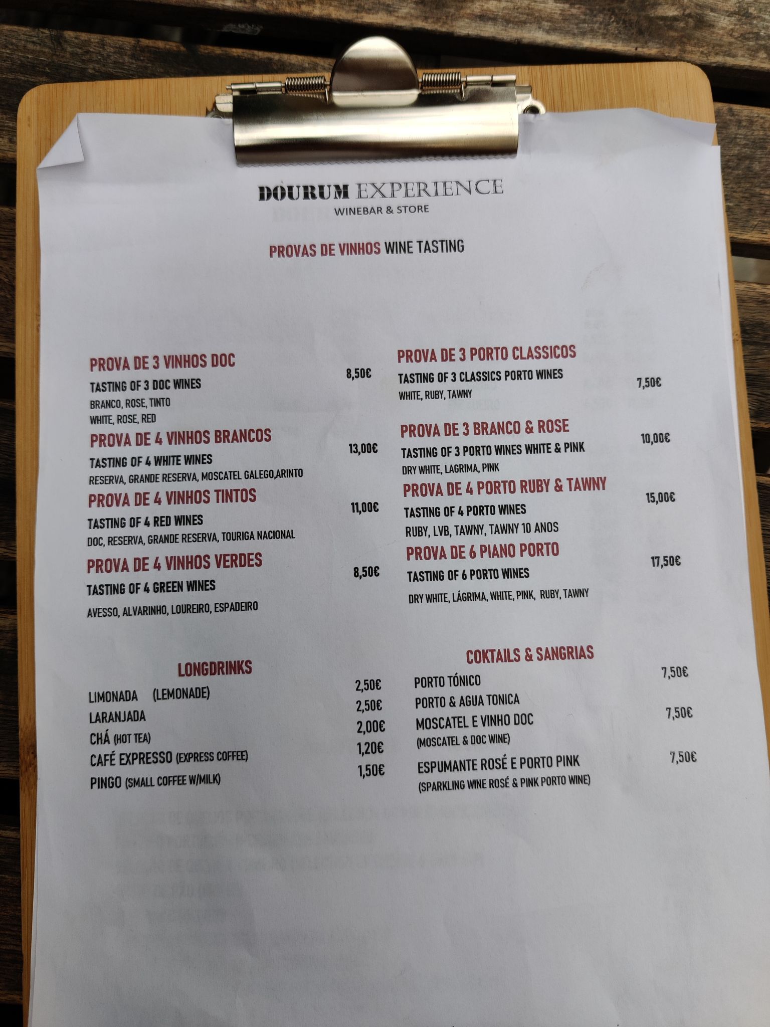 Portweinverkostung im Lokal 'Dourum Experience' von Vila Nova de Gaia